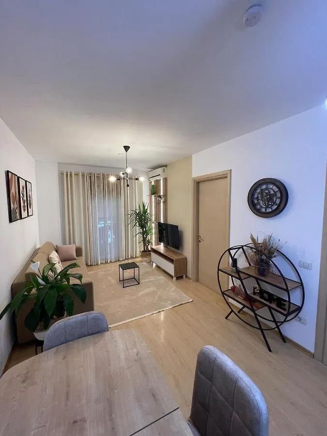 Amel Apartment Tirana 0*,