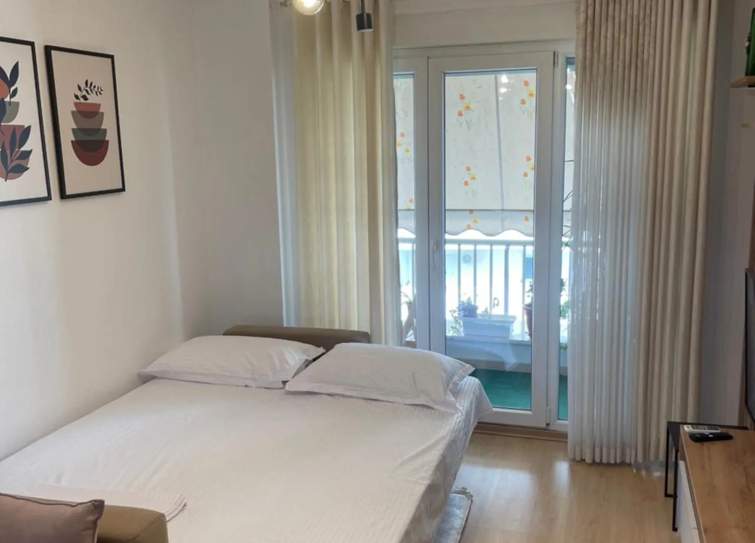 Amel Apartment Tirana 0*,  Albania